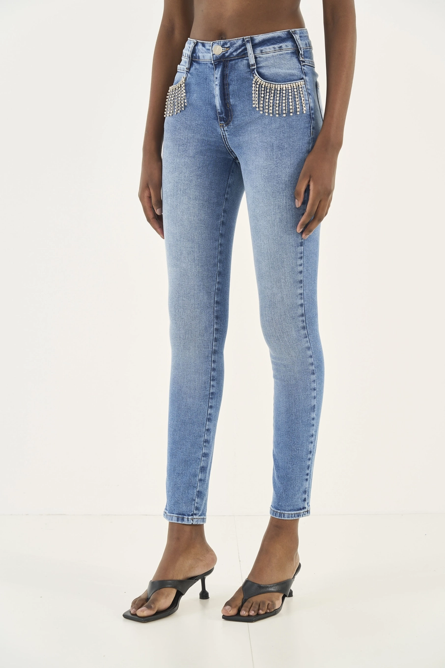 Calça Jeans Bia Skinny Com Correntes Índigo