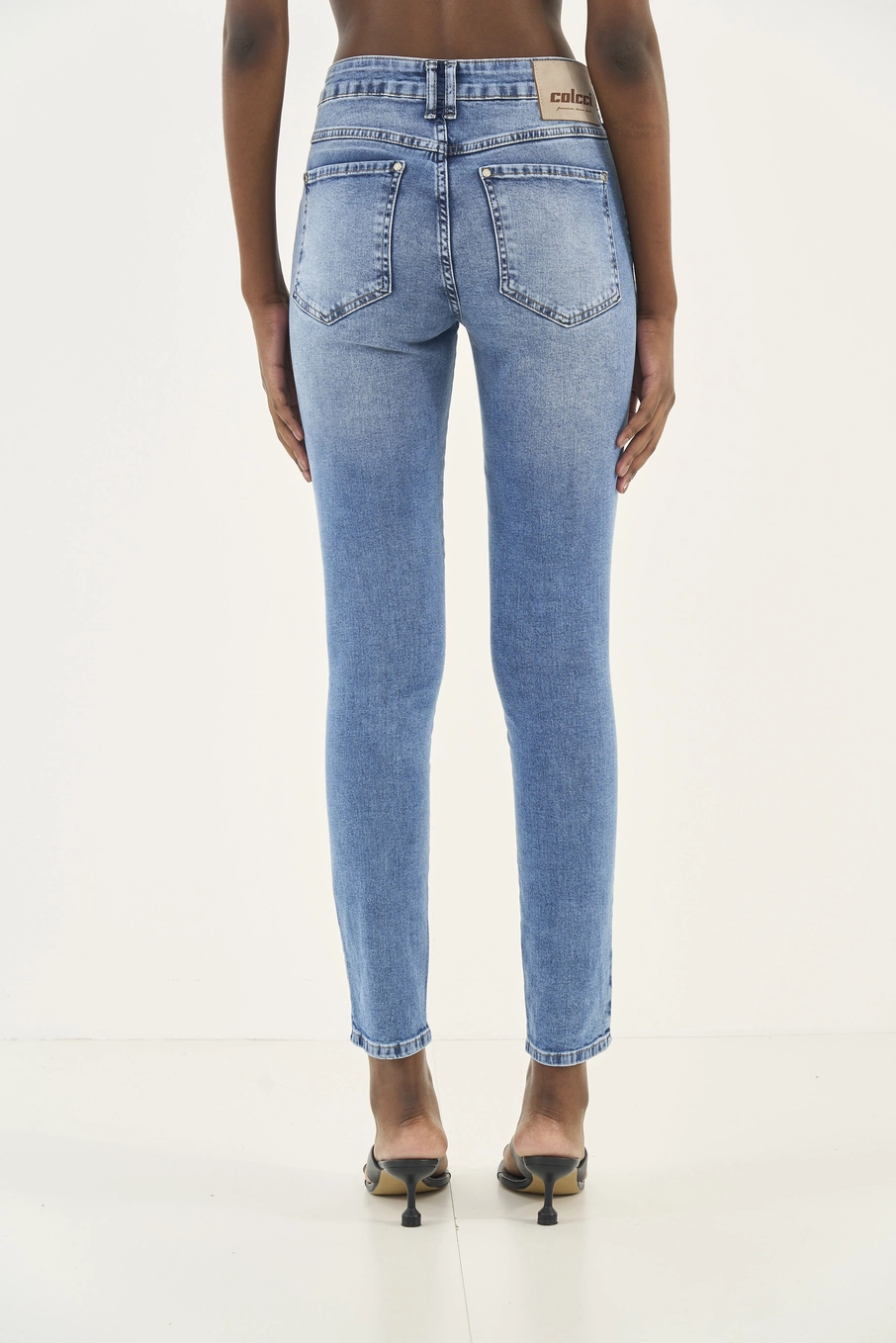 Calça Jeans Bia Skinny Com Correntes Índigo