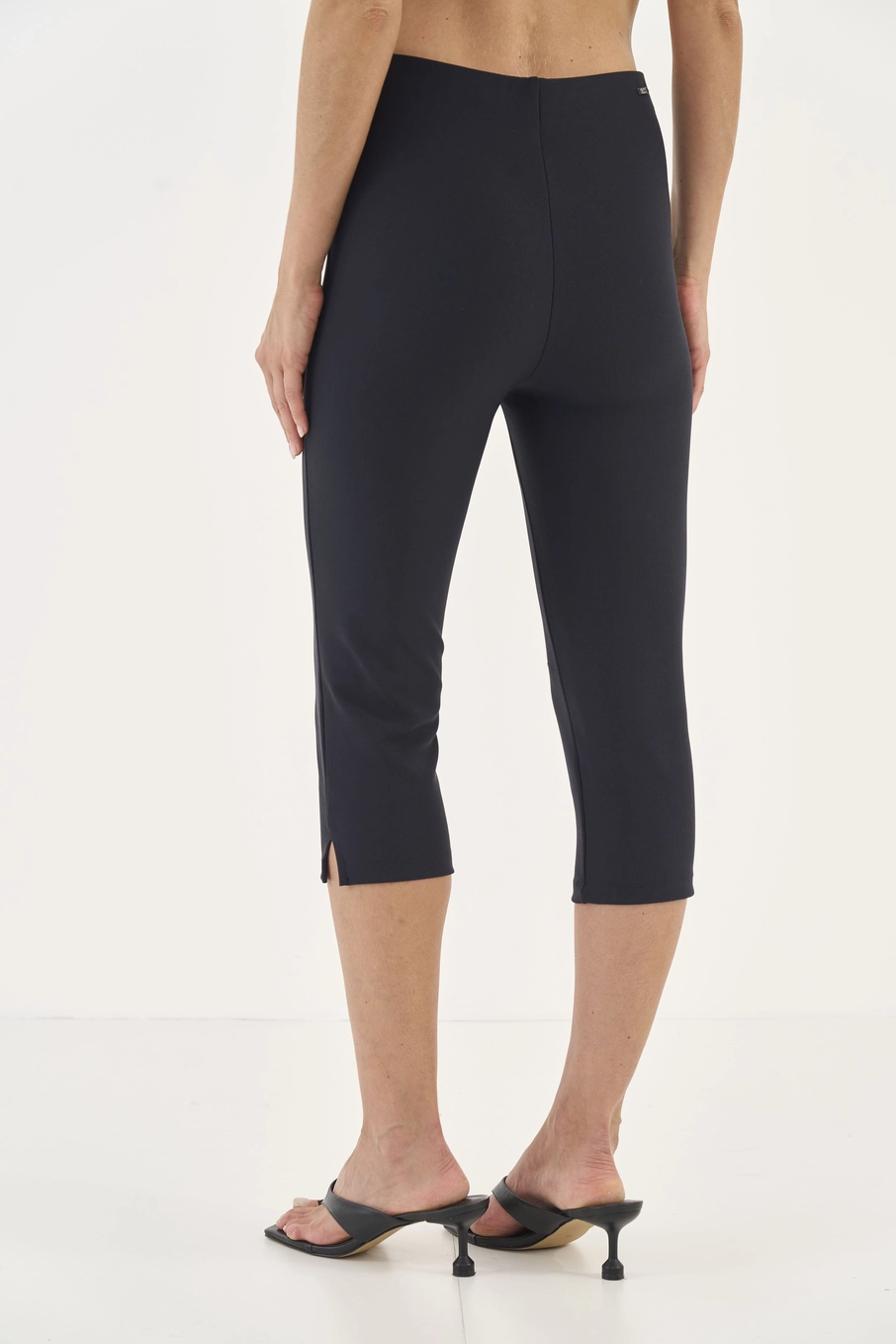 Calça Joana Capri Preto