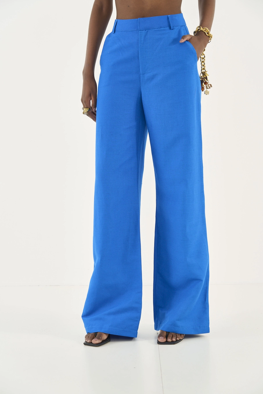 Calça Pantalona Alfaiataria Com Linho Azul