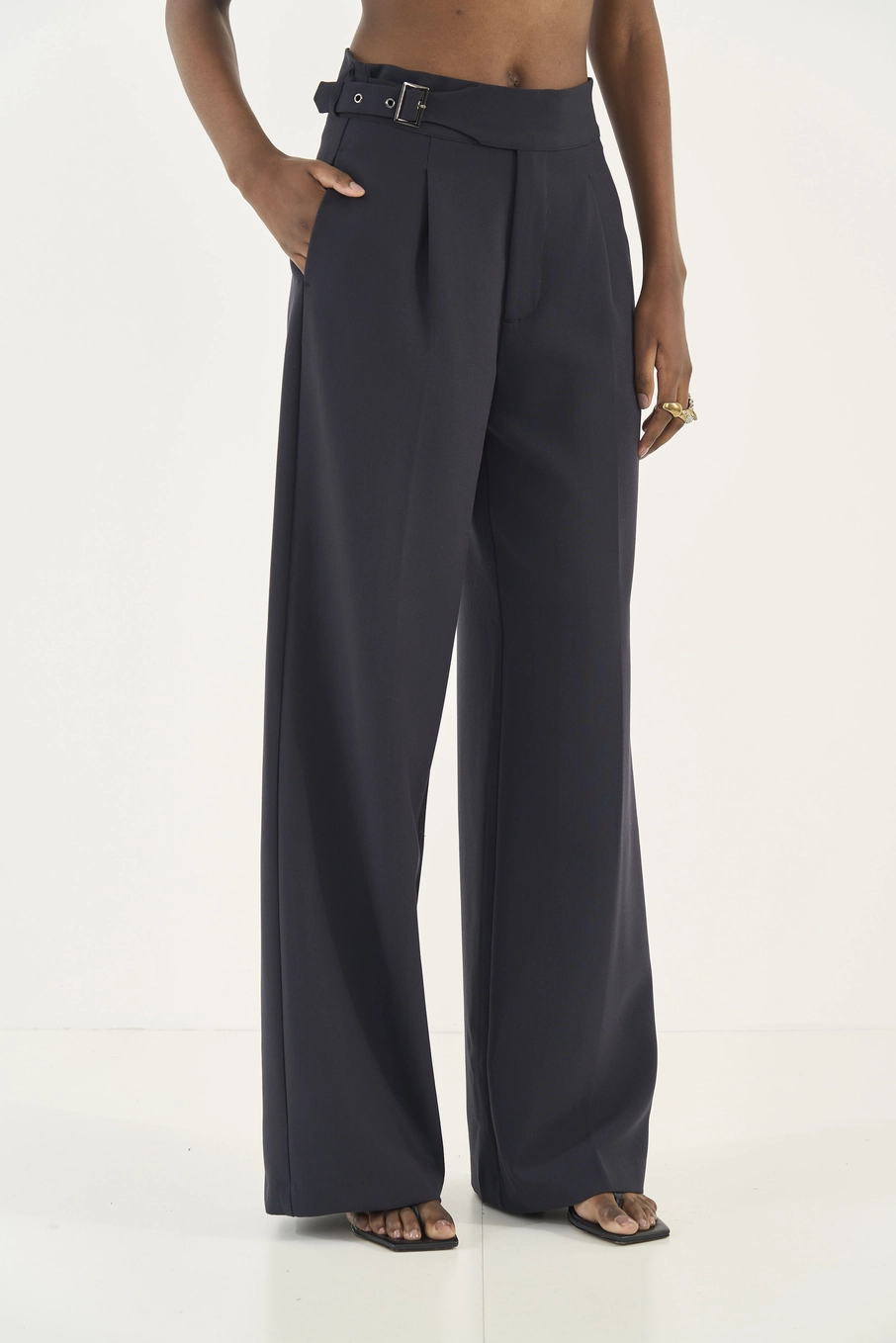Calça Wide Leg Em Alfaiataria Preto