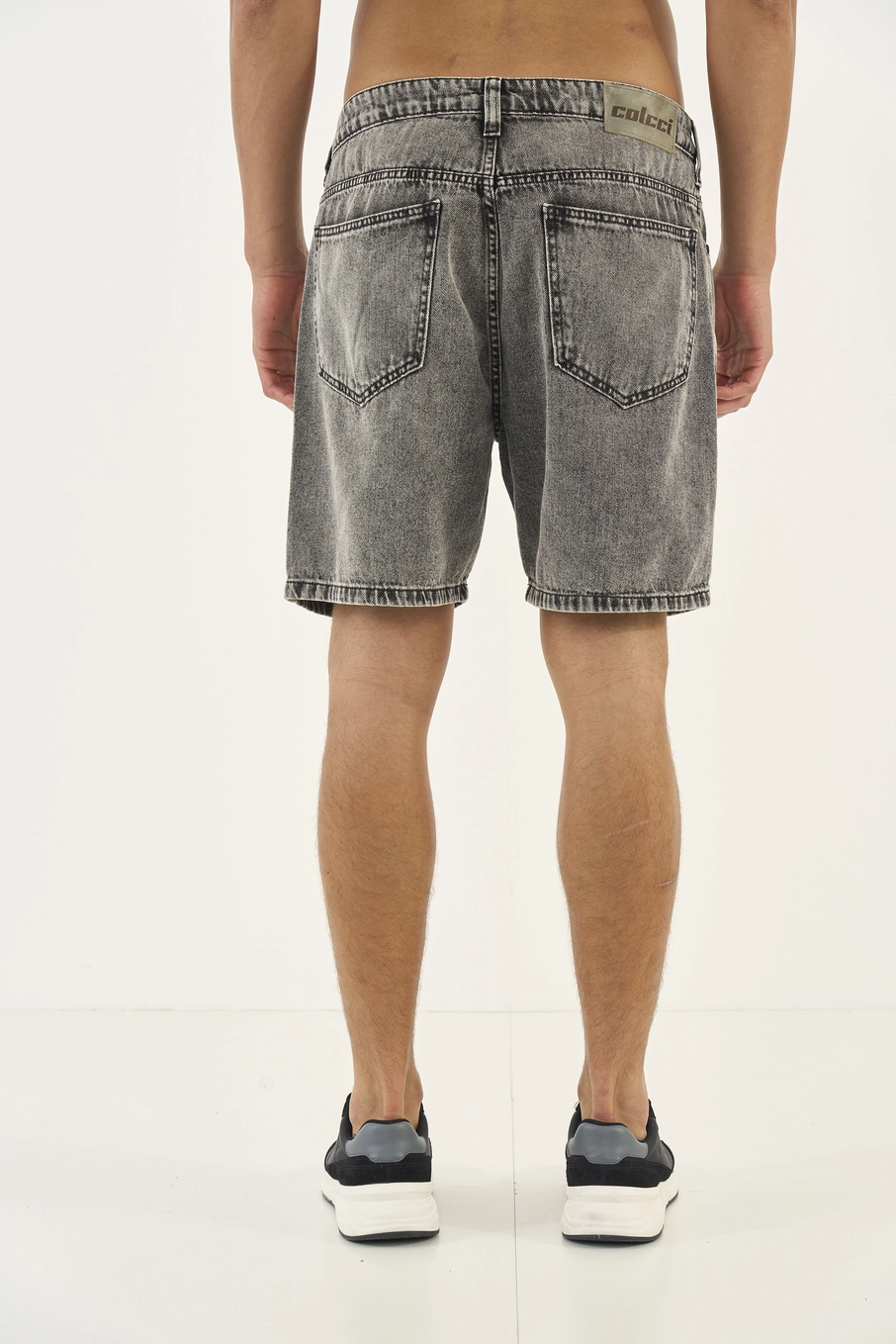 Bermuda Jeans Loose Indigo Preto