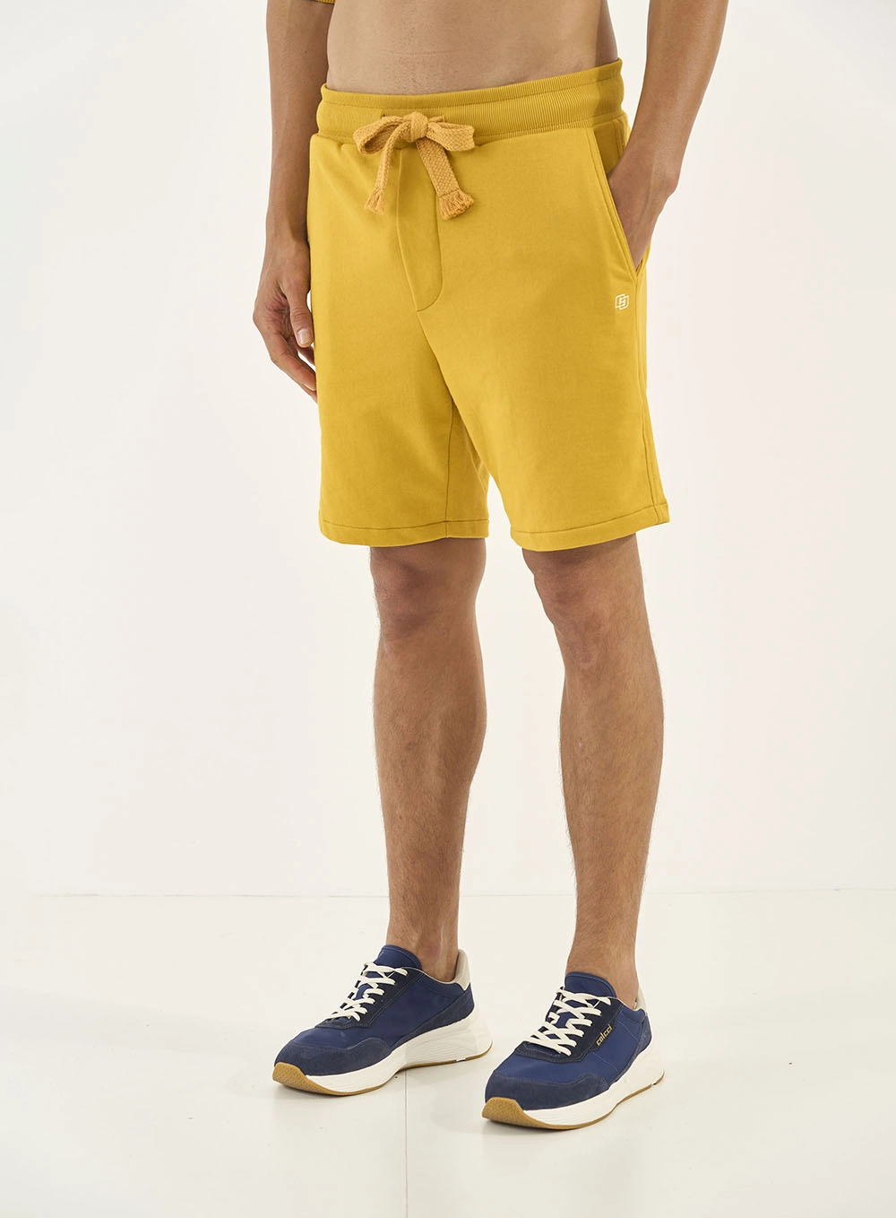 Bermuda Slim Cós Com Amarração Amarelo
