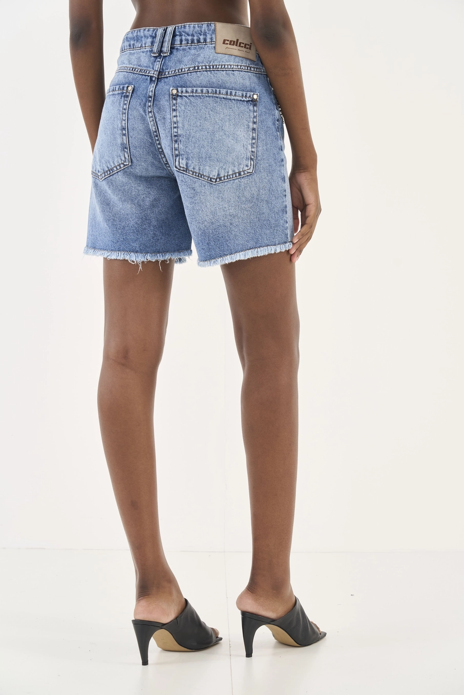 Bermuda Jeans Jade Com Correntes Índigo