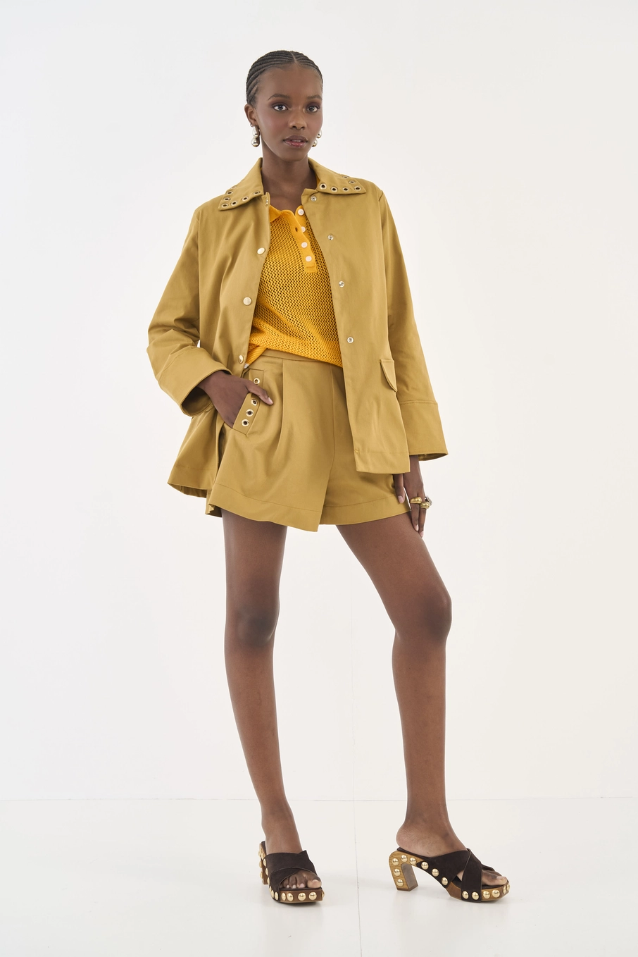 Short Comfy Em Sarja Joana Marrom Ebbela