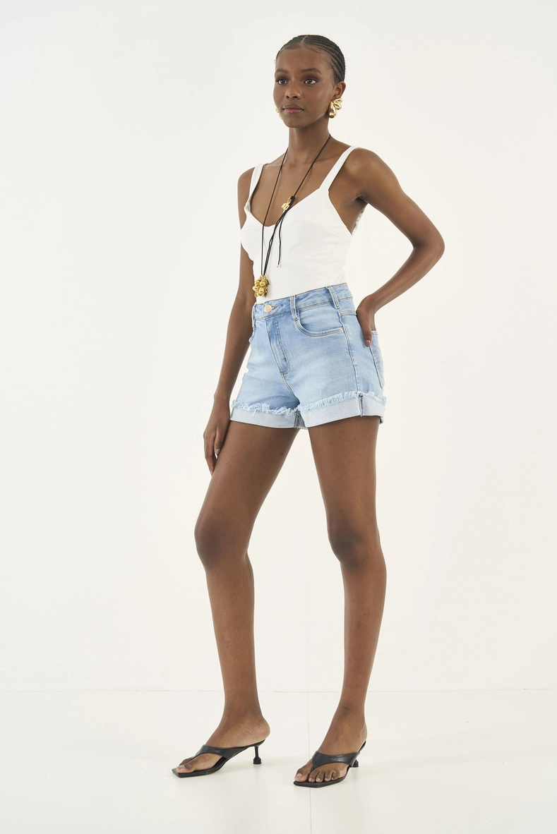 Short Jeans Tay Com Dobra Na Barra