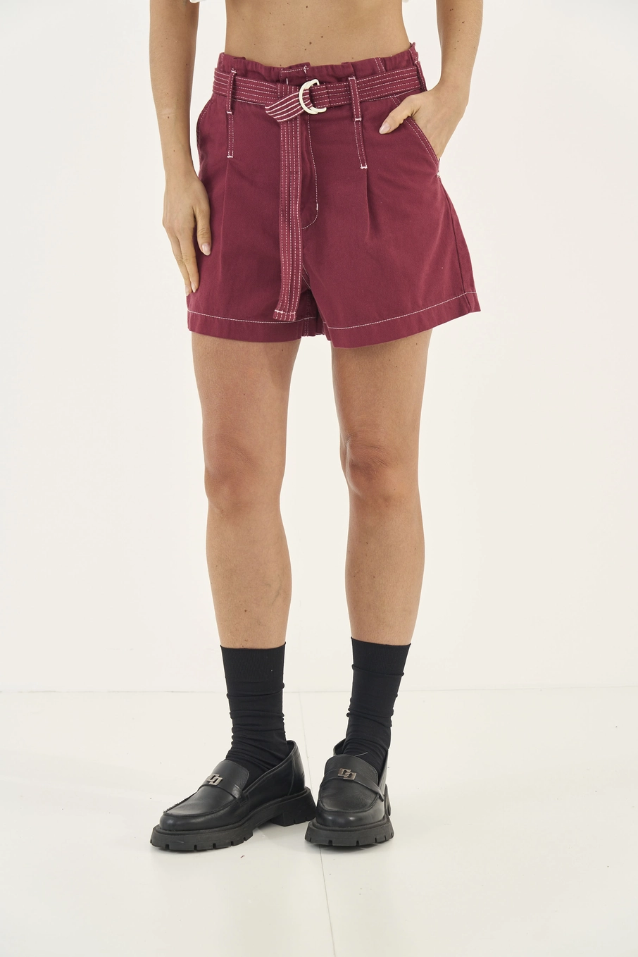 Short Sarja  Feminino Colcci Bordô