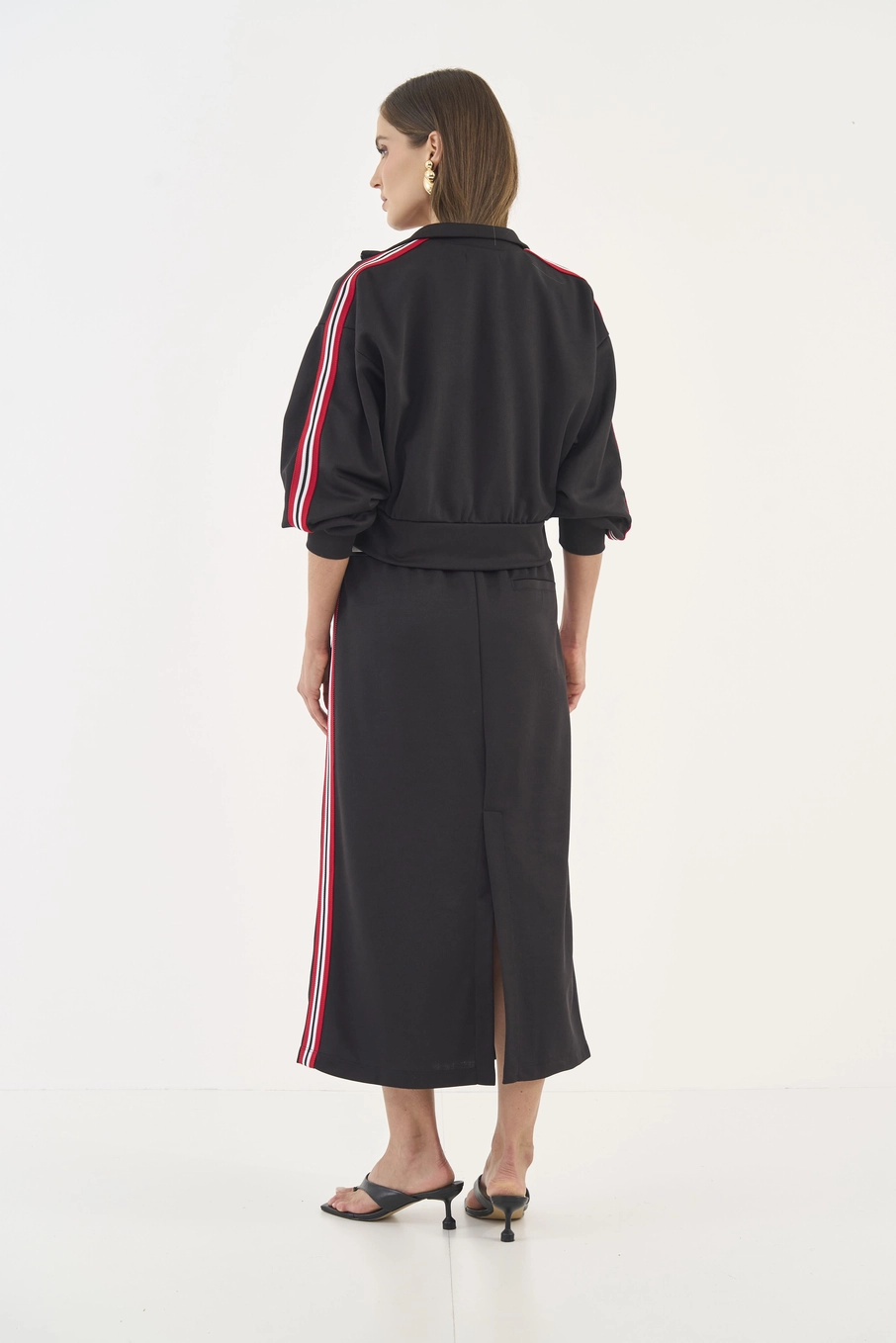 Saia Midi Comfort Com Listras Laterais Preto