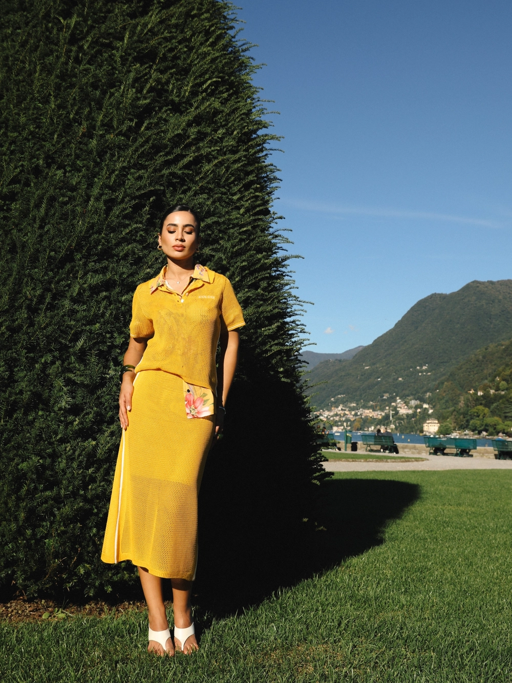 Saia Midi Em Tricô Amarelo