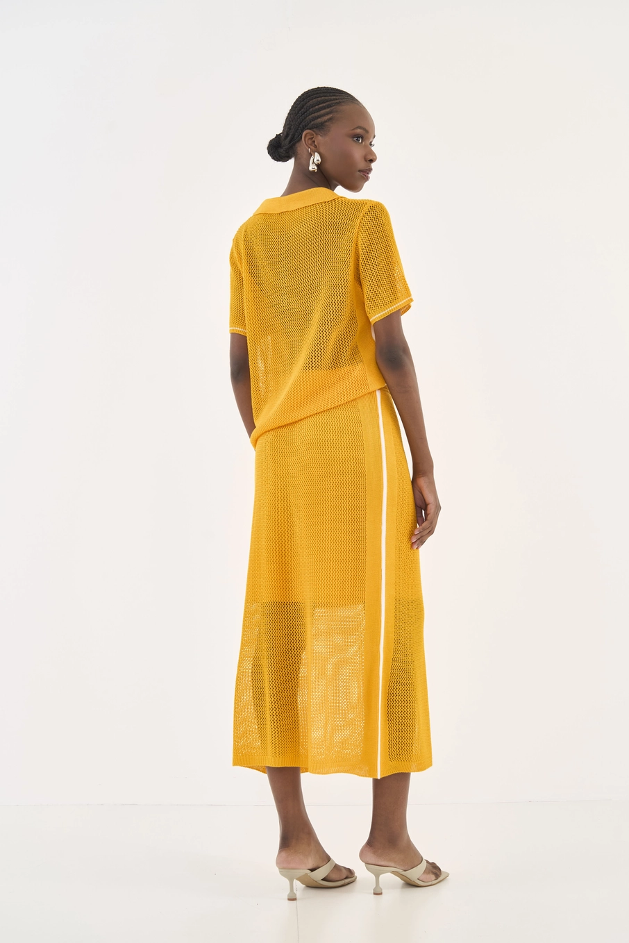 Saia Midi Em Tricô Amarelo