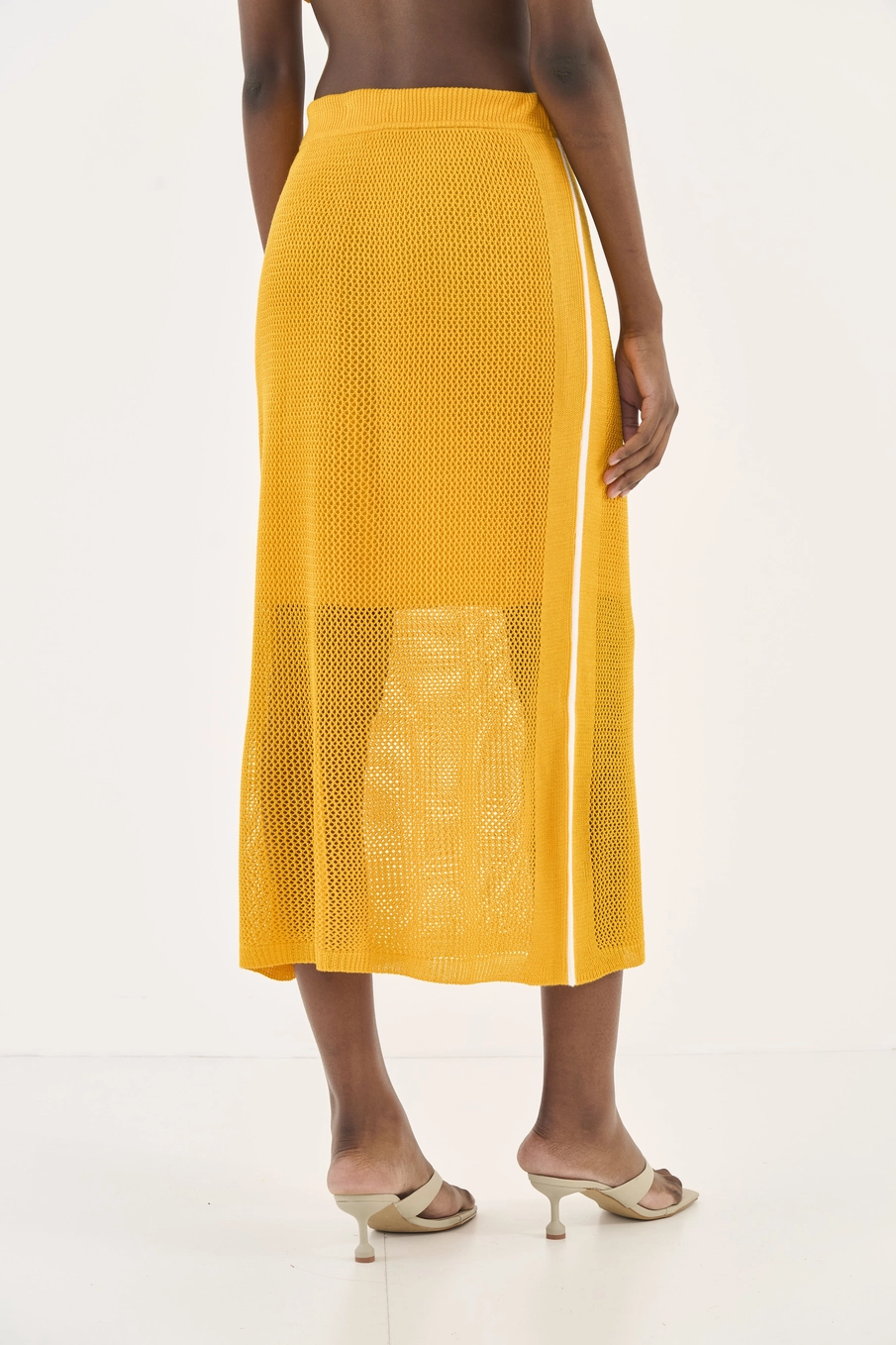 Saia Midi Em Tricô Amarelo