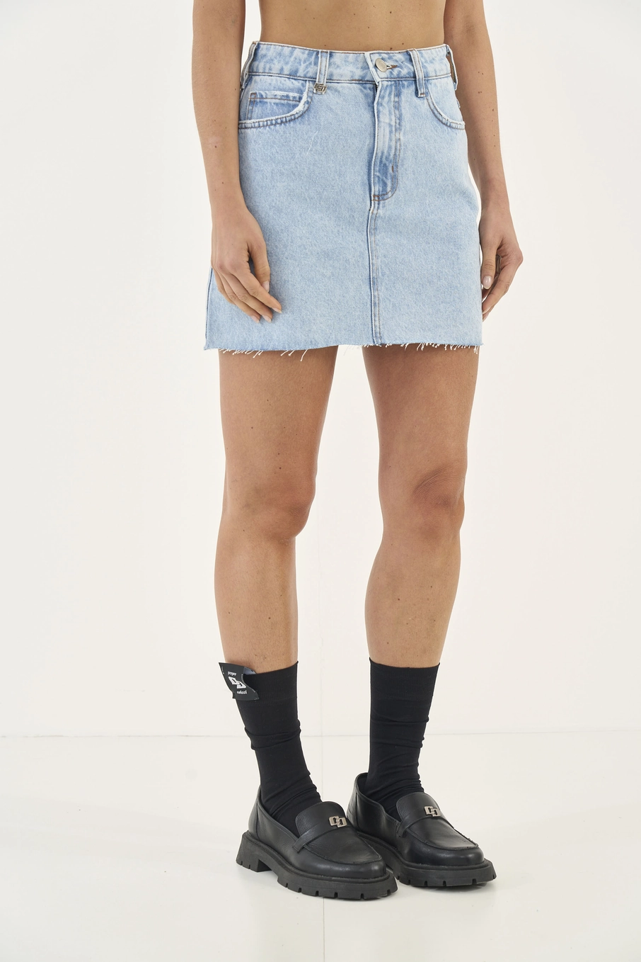 Saia Jeans Encurtada Com Barra A Fio Índigo