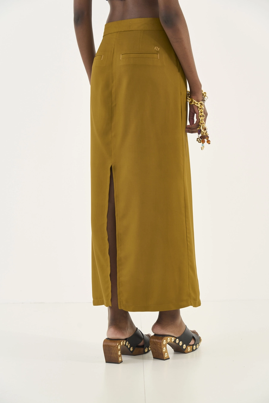 Saia Tecido Plano  Feminino Colcci Marrom
