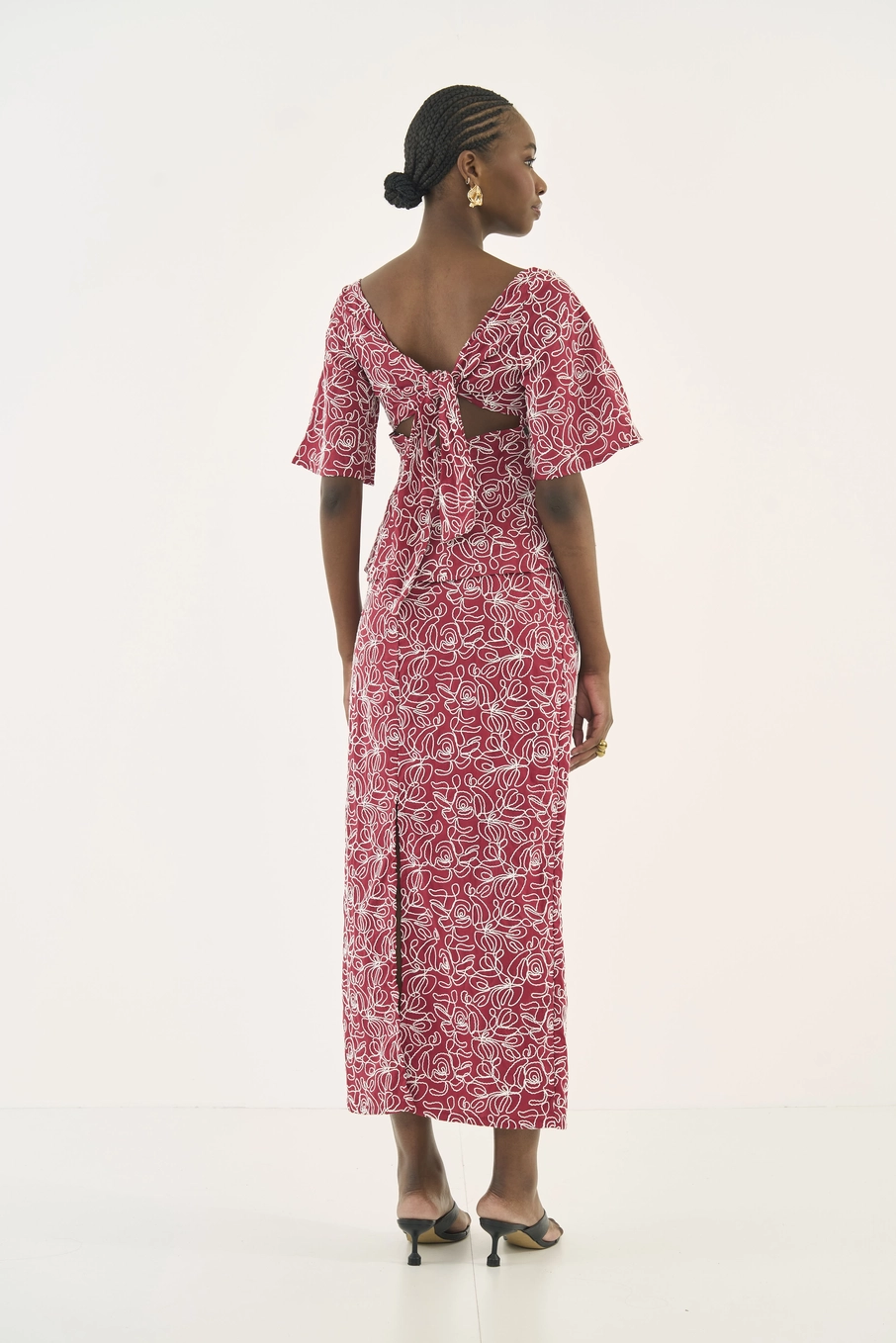 Saia Midi Com Bordado Estampados