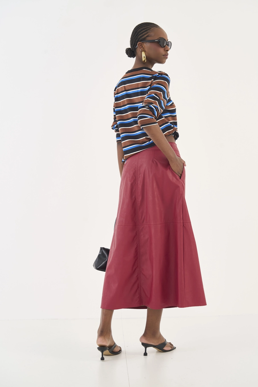 Saia Midi Em Pu Vermelho