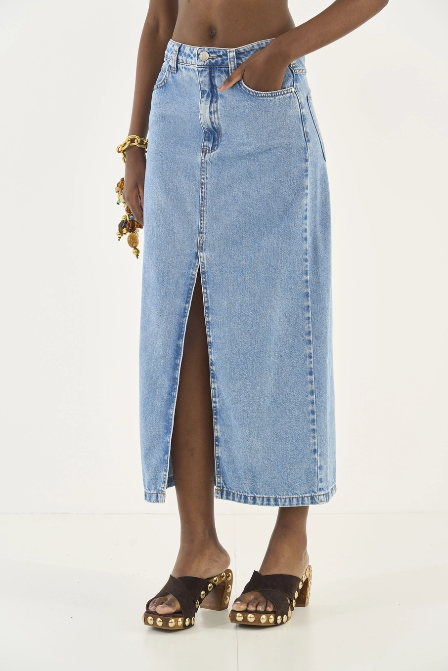 Saia Jeans Midi Com Fenda Frontal Índigo