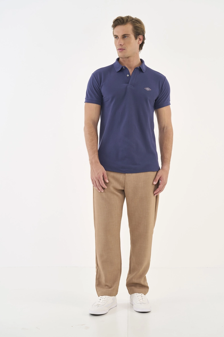 Polo Comfort Com Logo Minimalista