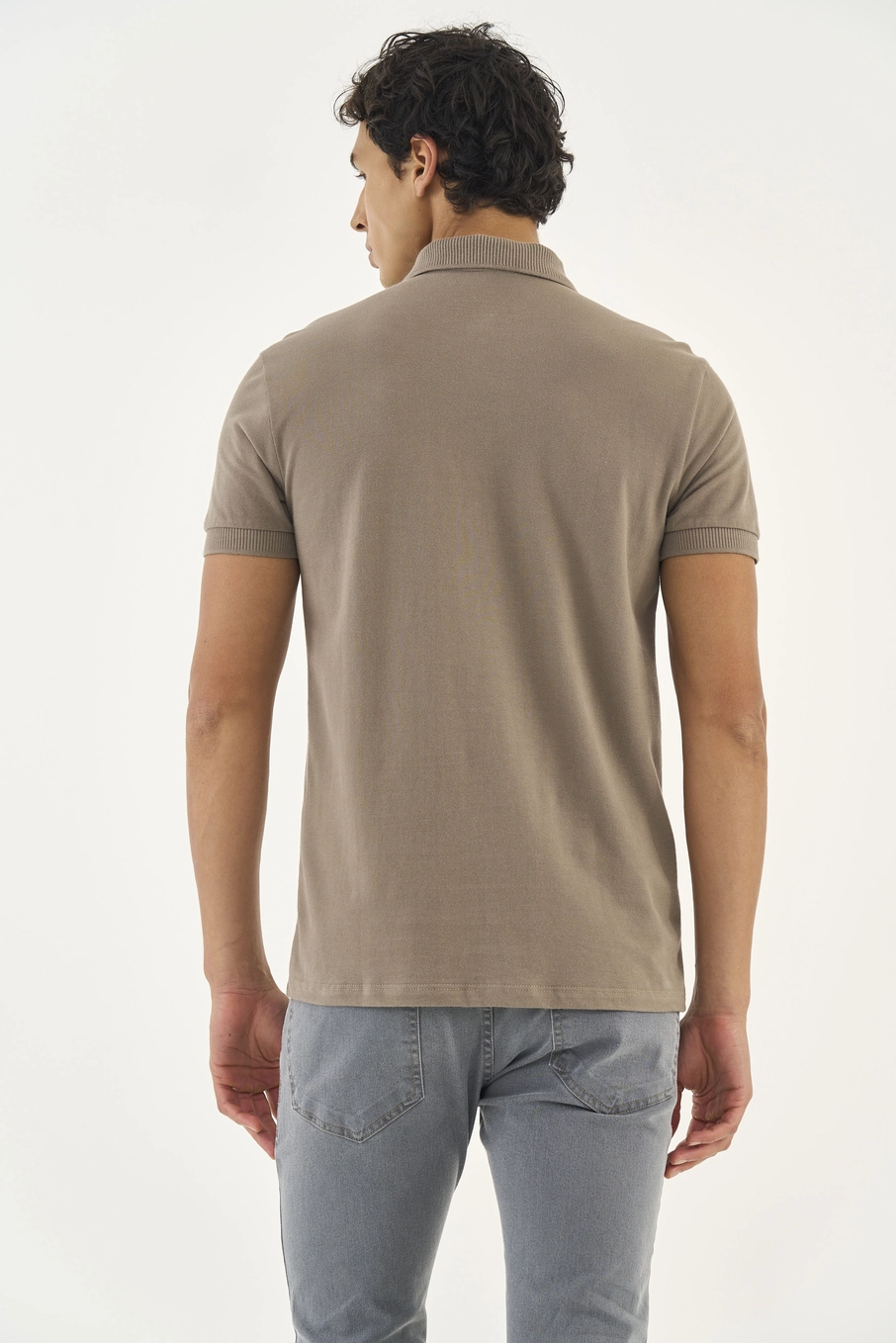 Polo Masculina Comfort Bege Cinzas