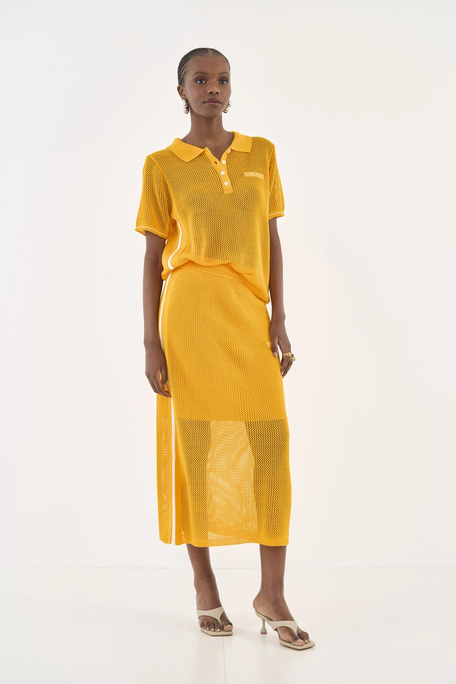 Polo Comfort Em Tricô Com Transparência Amarelo