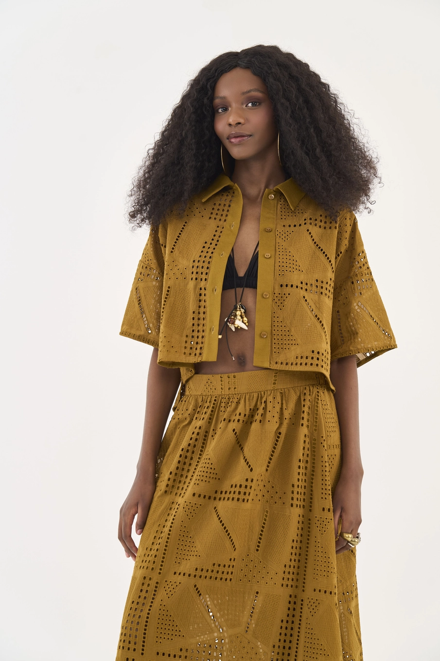 Camisa Laise Encurtada Marrom