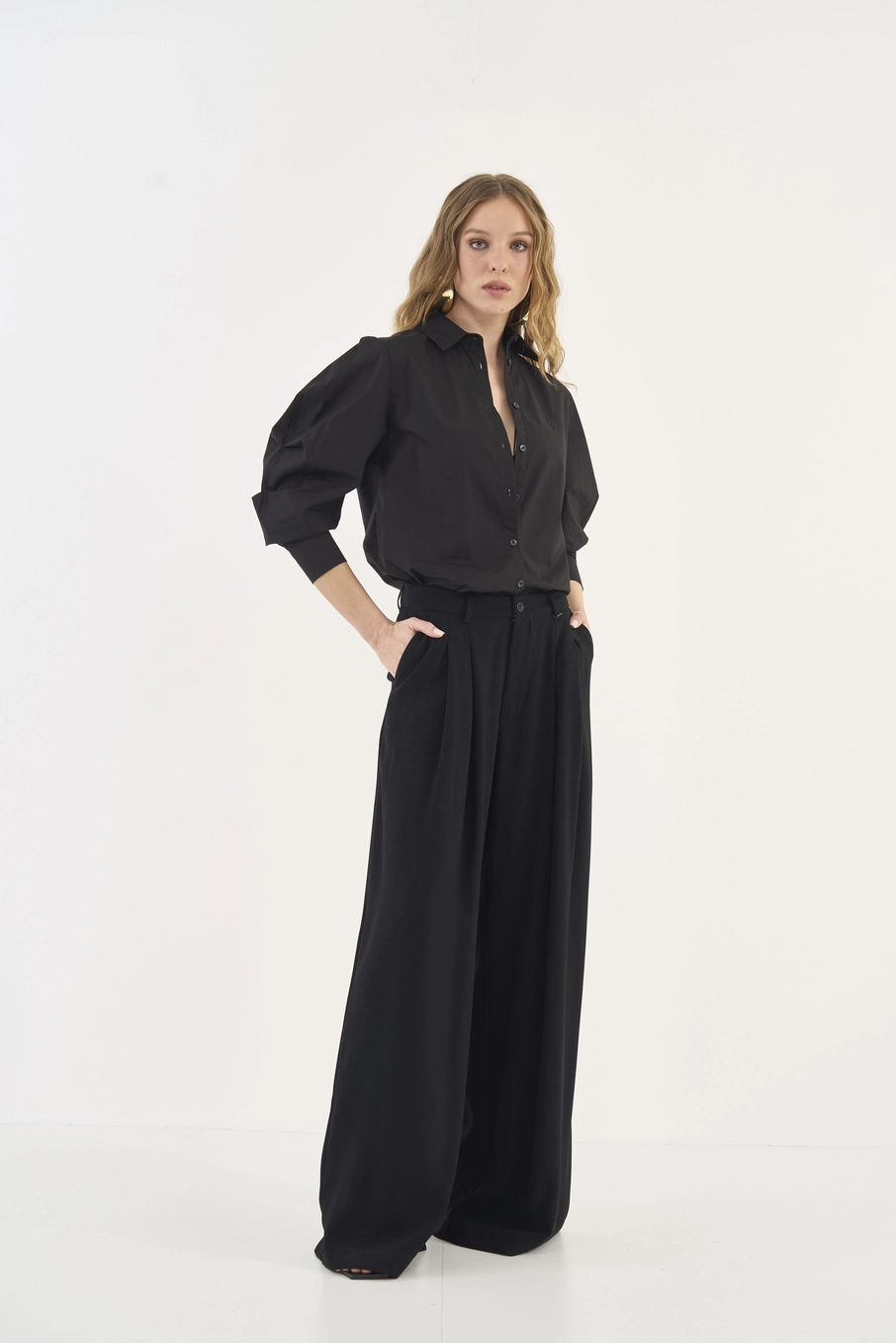Camisa Manga Longa Em Tricoline Preto