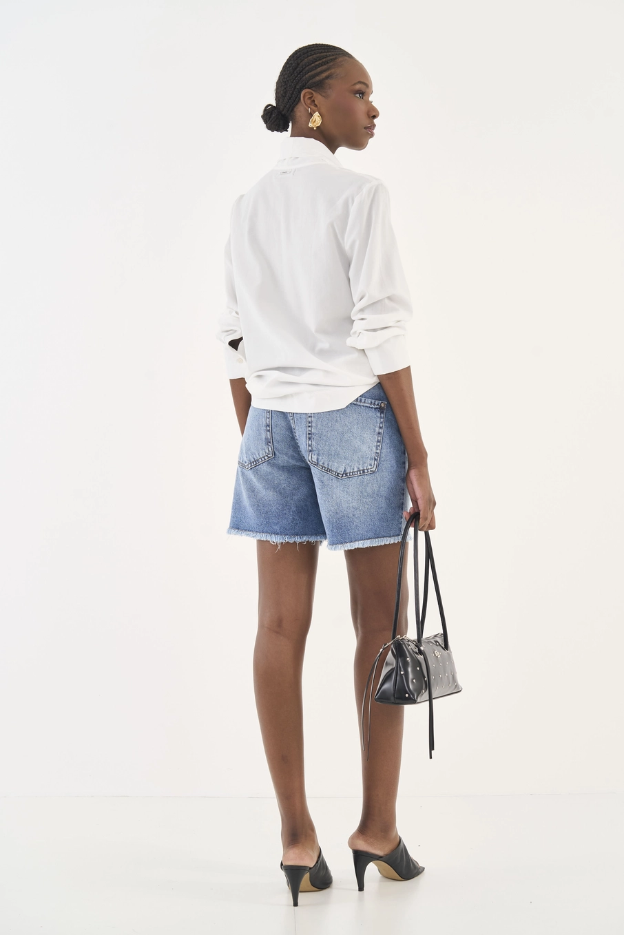Camisa Comfort Gola Com Laço Off Shell