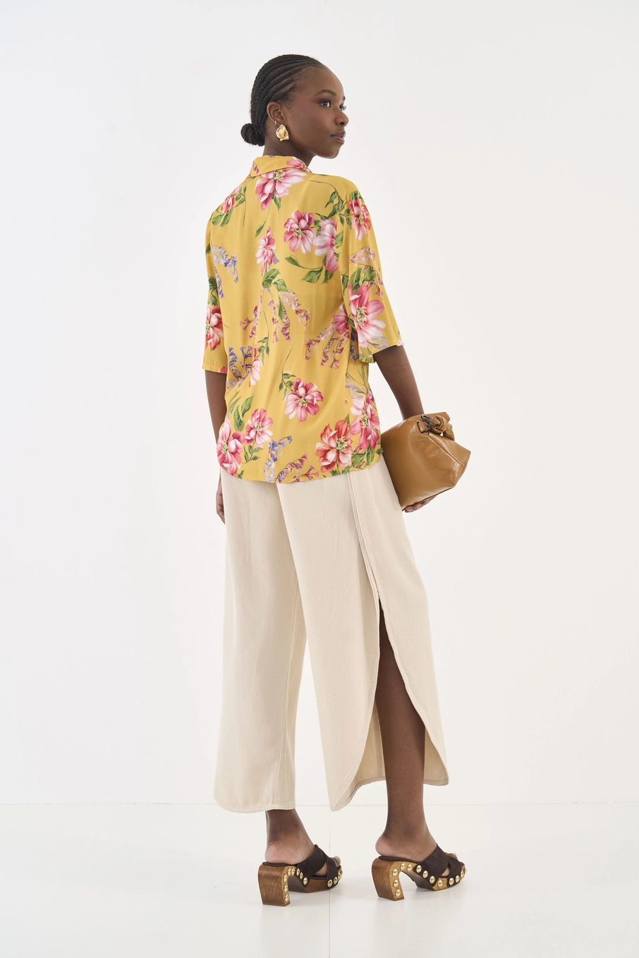 Camisa Loose Estampada Floral Estampados
