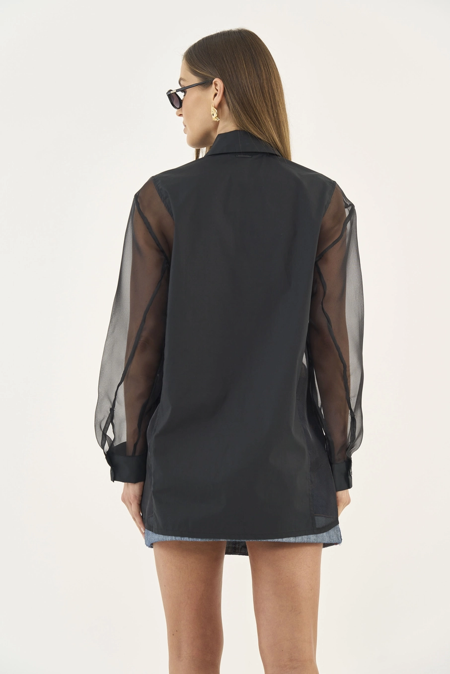 Camisa Em Tule Com Bolsos E Transparência Preto