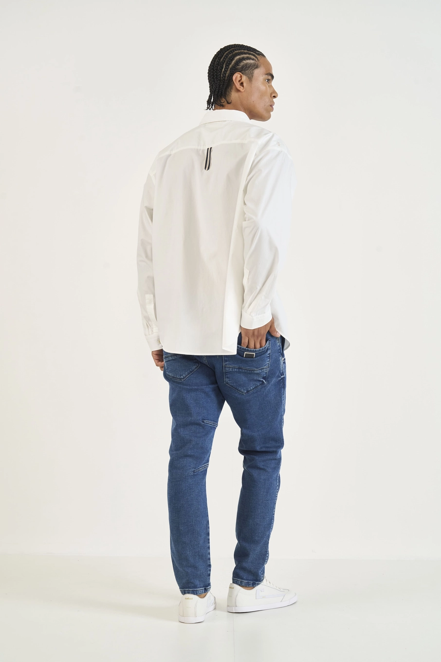 Camisa Oversized Com Bolsos Frontais Off Shell