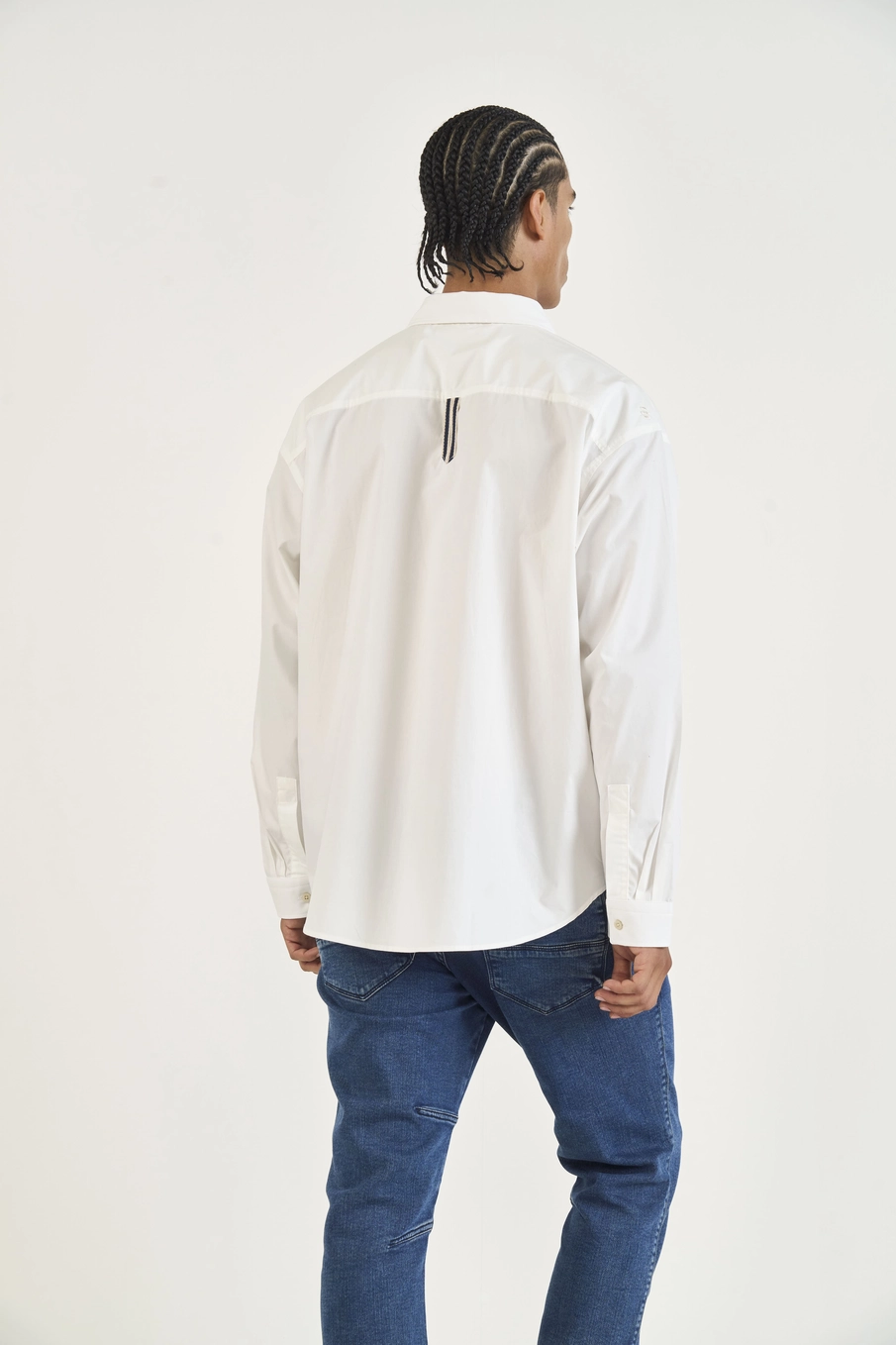 Camisa Oversized Com Bolsos Frontais Off Shell
