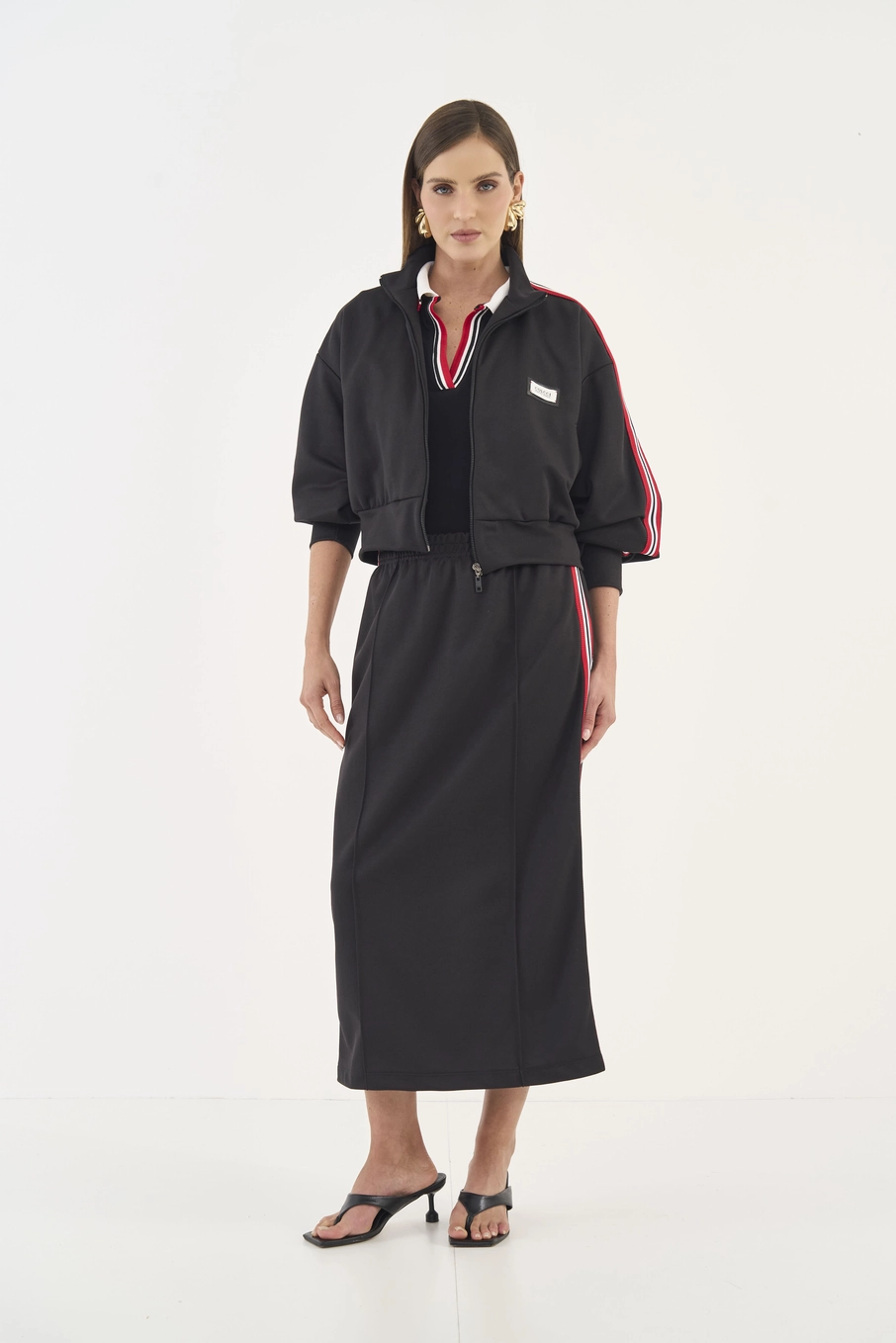 Jaqueta Comfort Com Listras No Ombro Preto