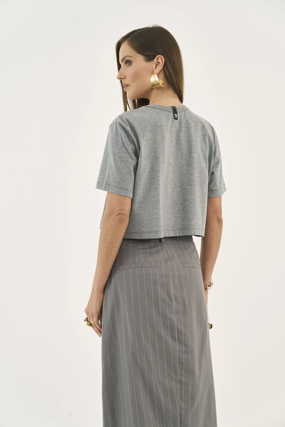 Camiseta Cropped Com Estampa Bad Cinza