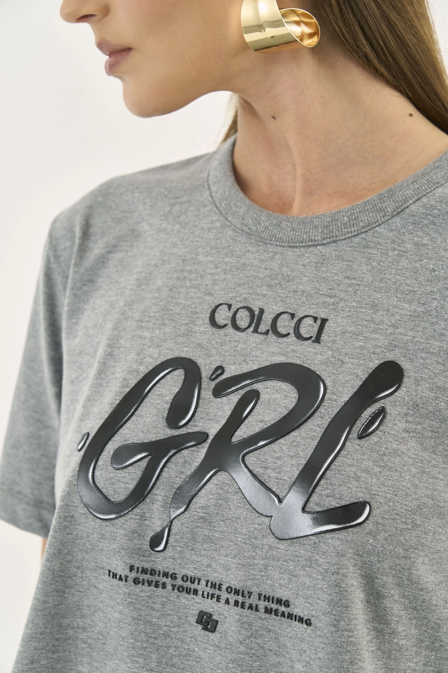 Camiseta Cropped Com Estampa Bad Cinza