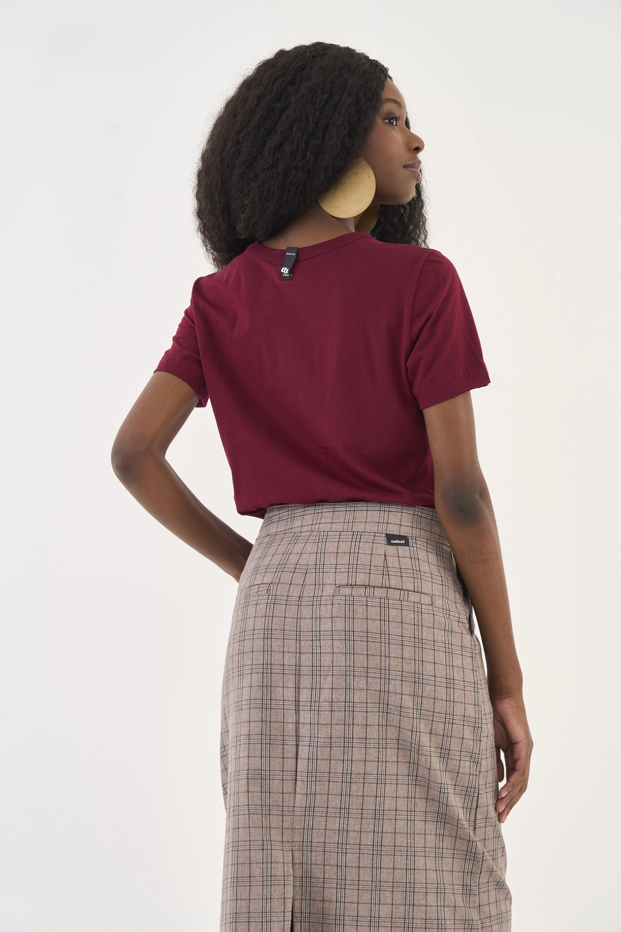 Camiseta Comfort Com Logo Bordô