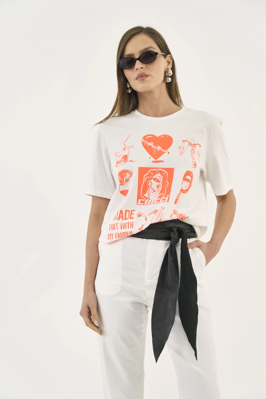 Camiseta Feminina Comfort Estampada Off Shell