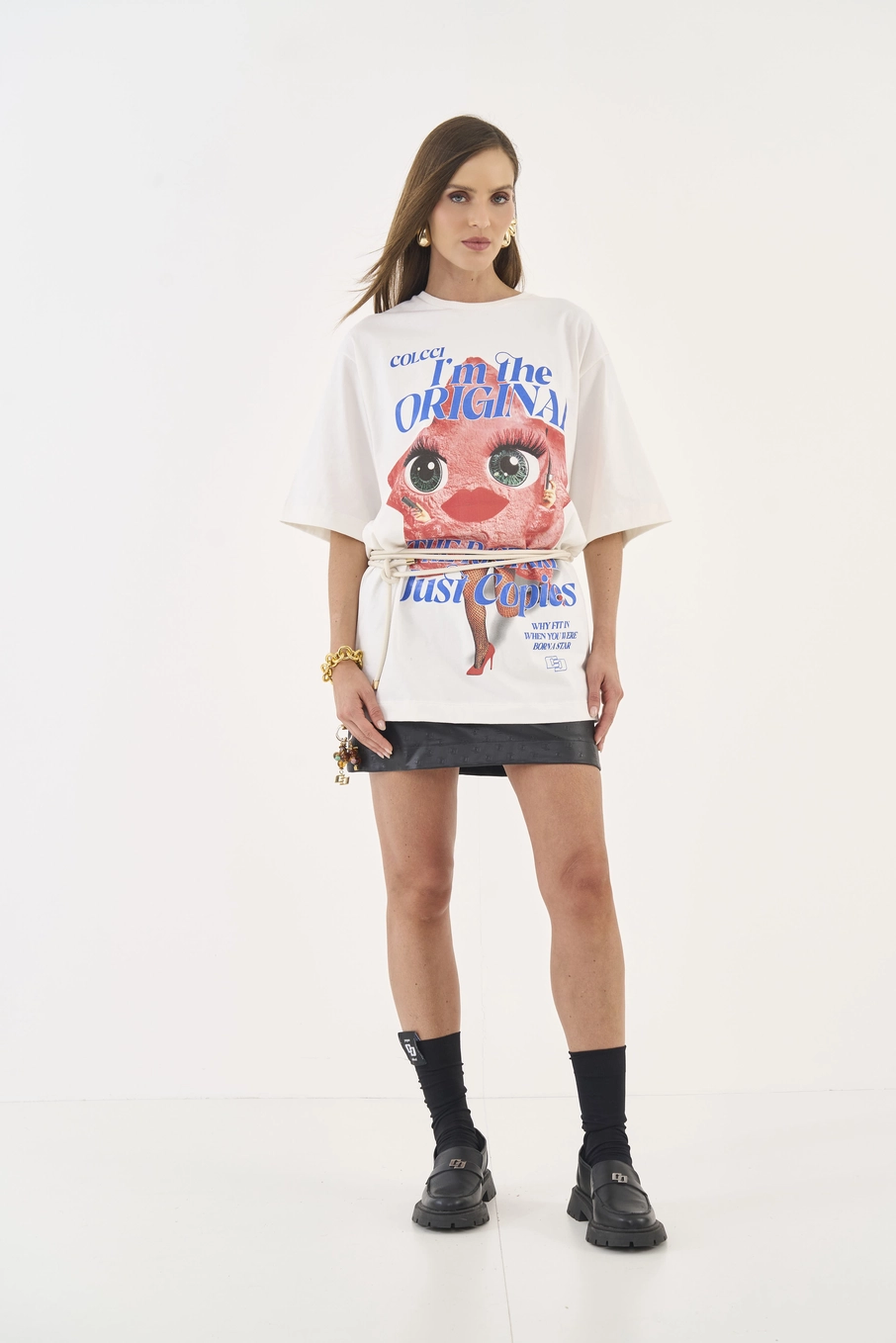 Camiseta Over Estampada Off Shell