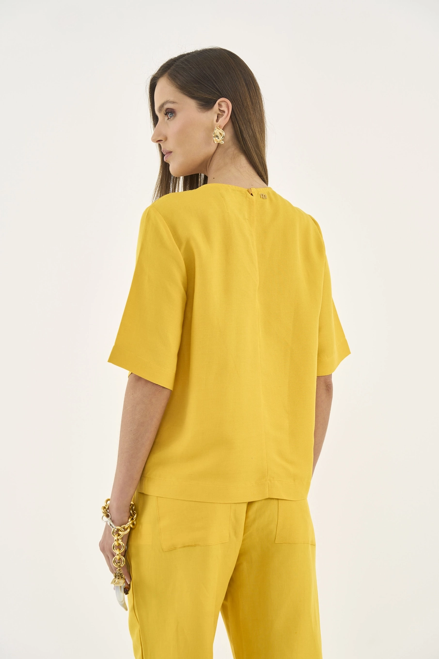 Camiseta Comfort Com Linho Amarelo