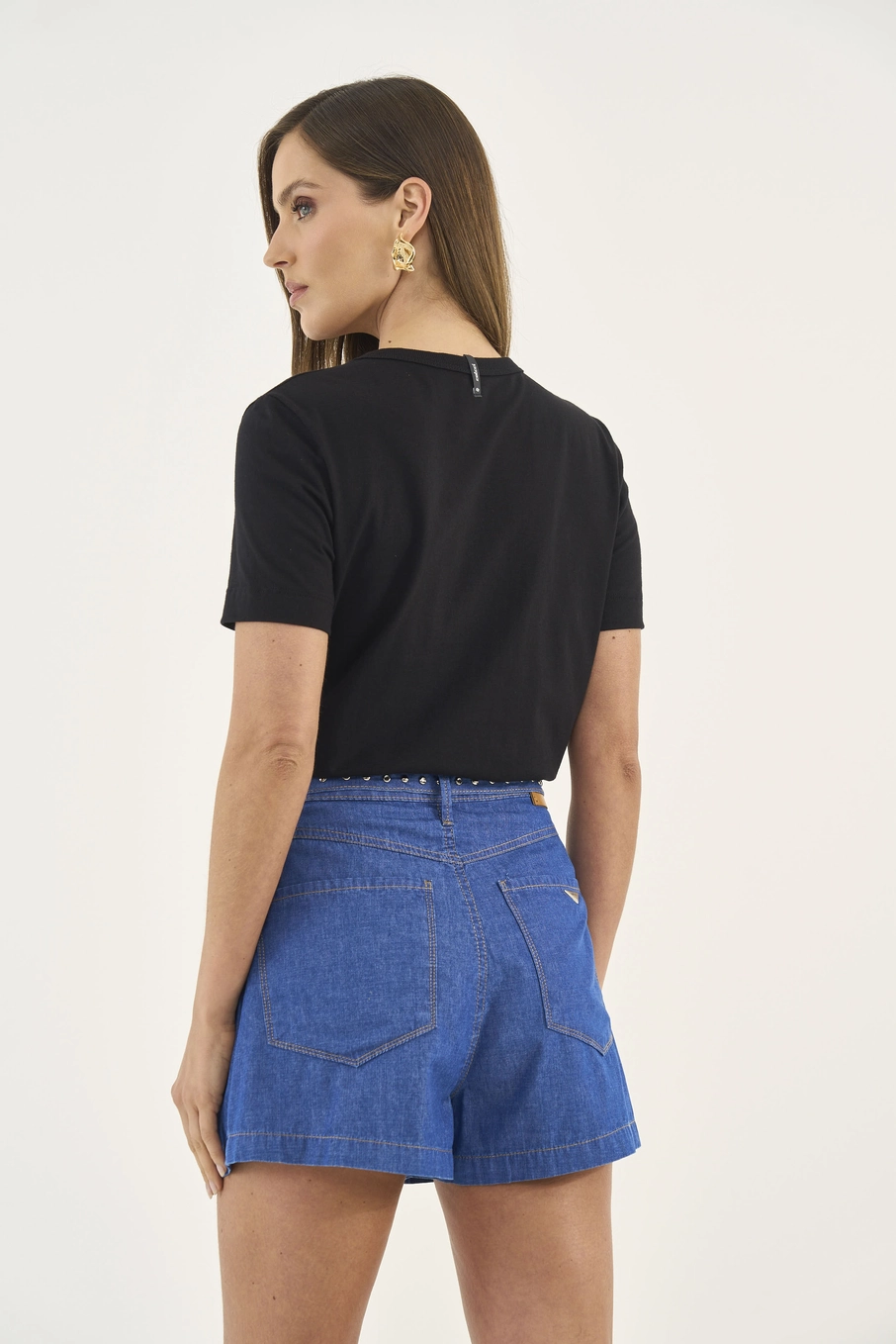 Camiseta Comfort Com Detalhe Em Logo Preto