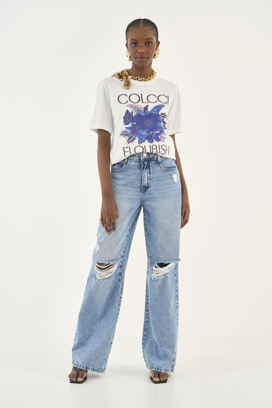 Camiseta Comfort Estampa Flourish Off Shell