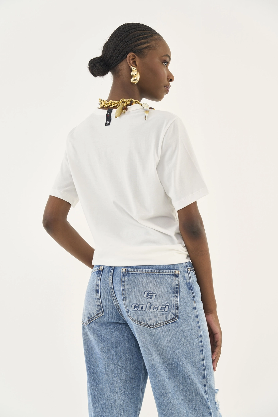 Camiseta Comfort Estampa Flourish Off Shell