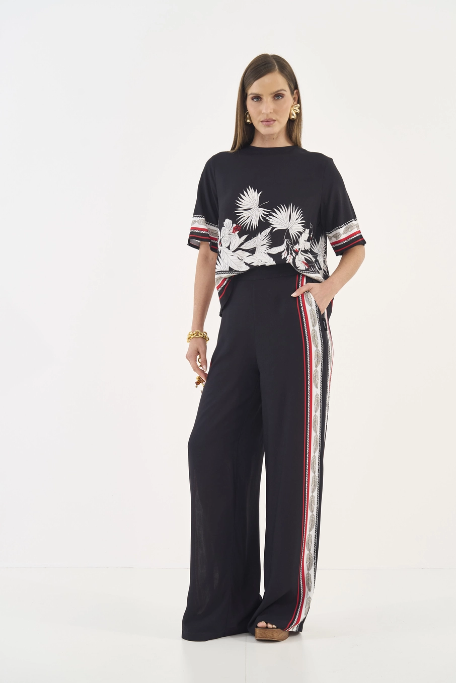 Camiseta Estampada Ampla Estampados