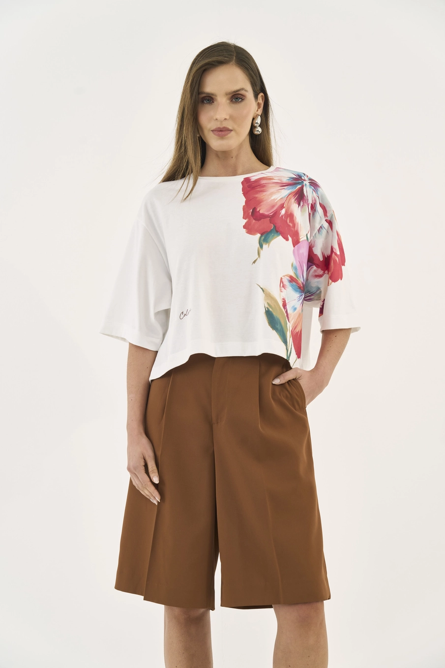 Camiseta Comfort Ampla Com Estampa Floral Off Shell