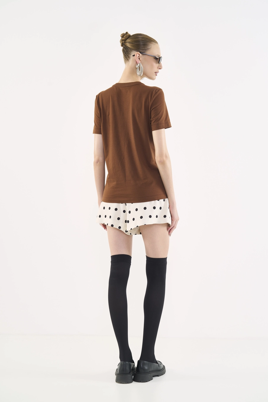 Camiseta Feminina Estampa Endless Marrom