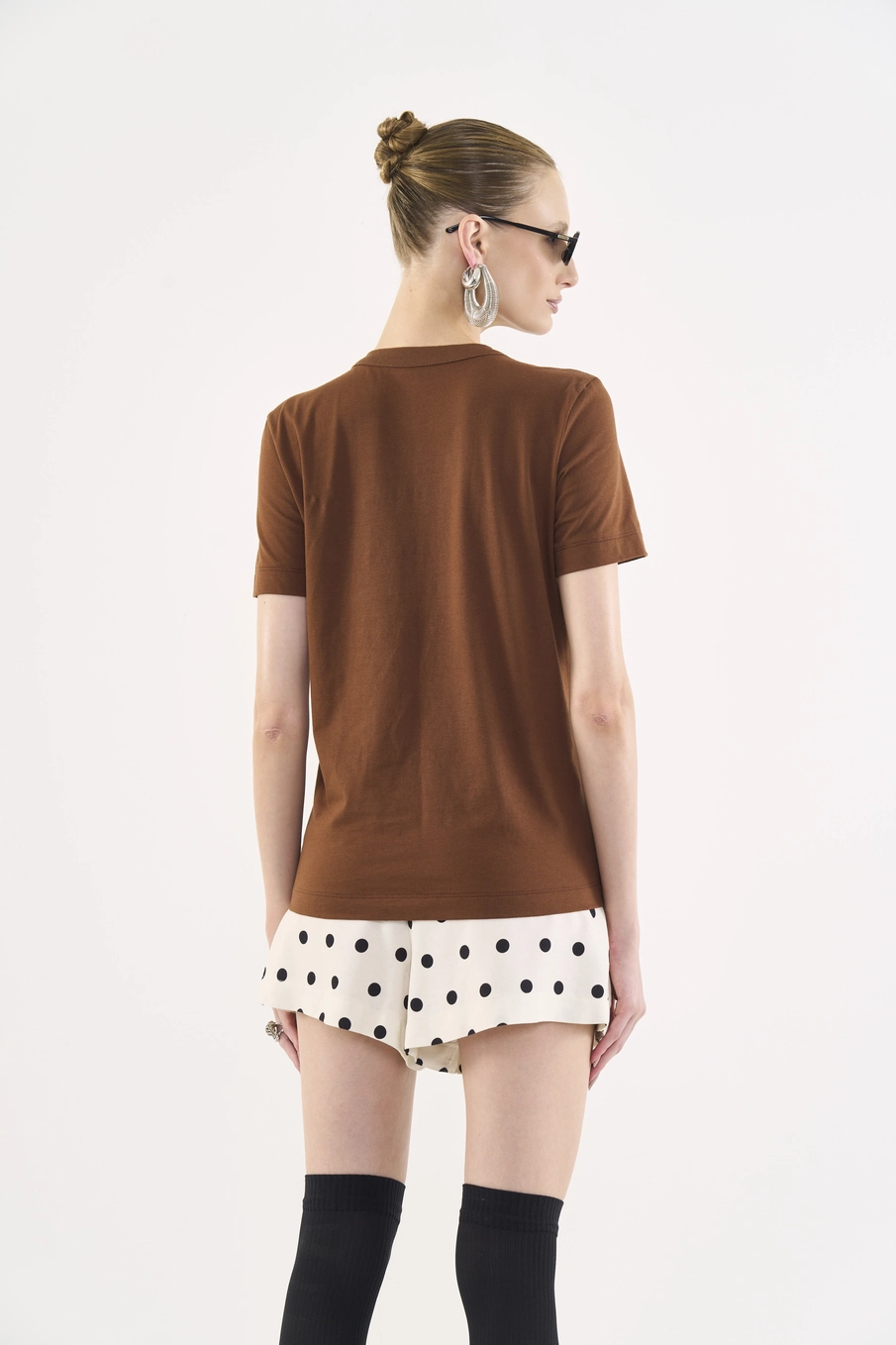 Camiseta Feminina Estampa Endless Marrom