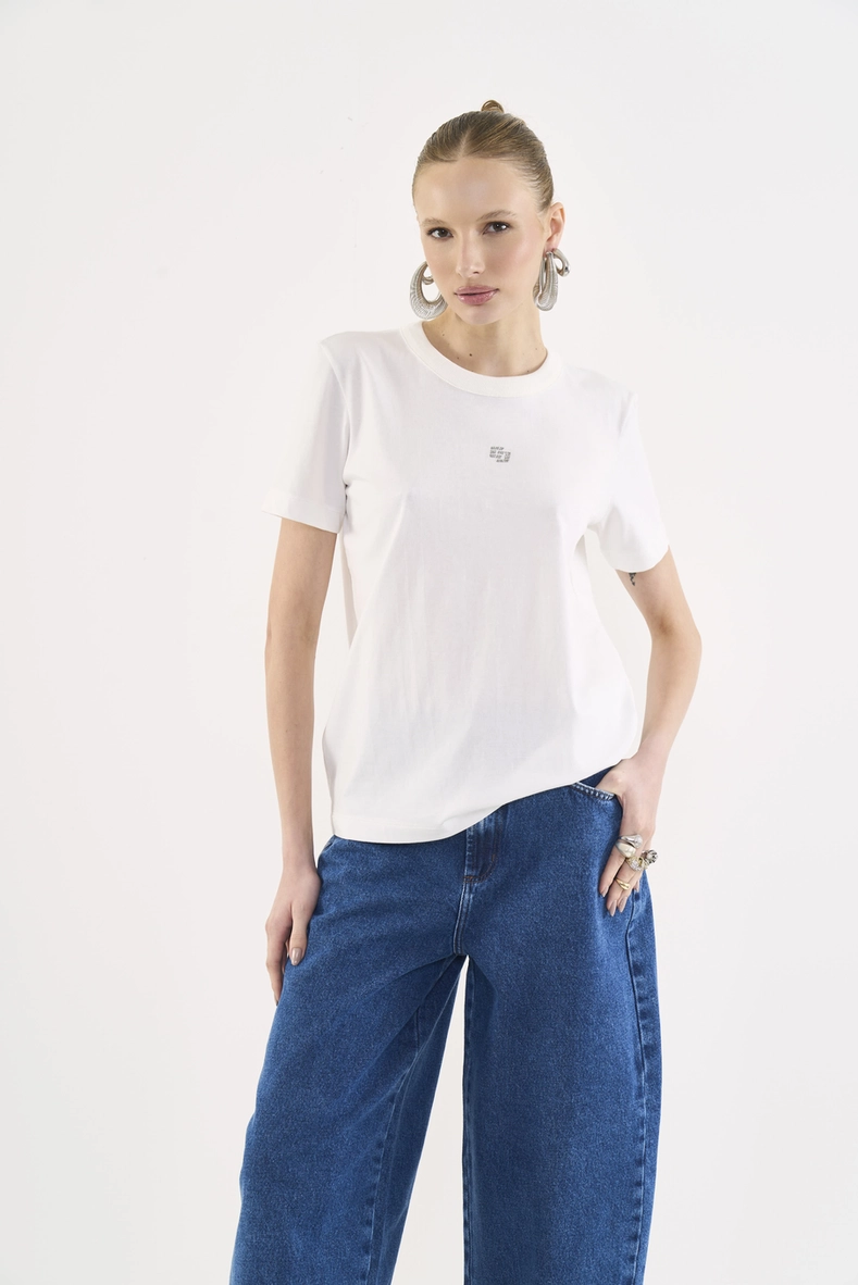 Camiseta Feminina Comfort Com Logo