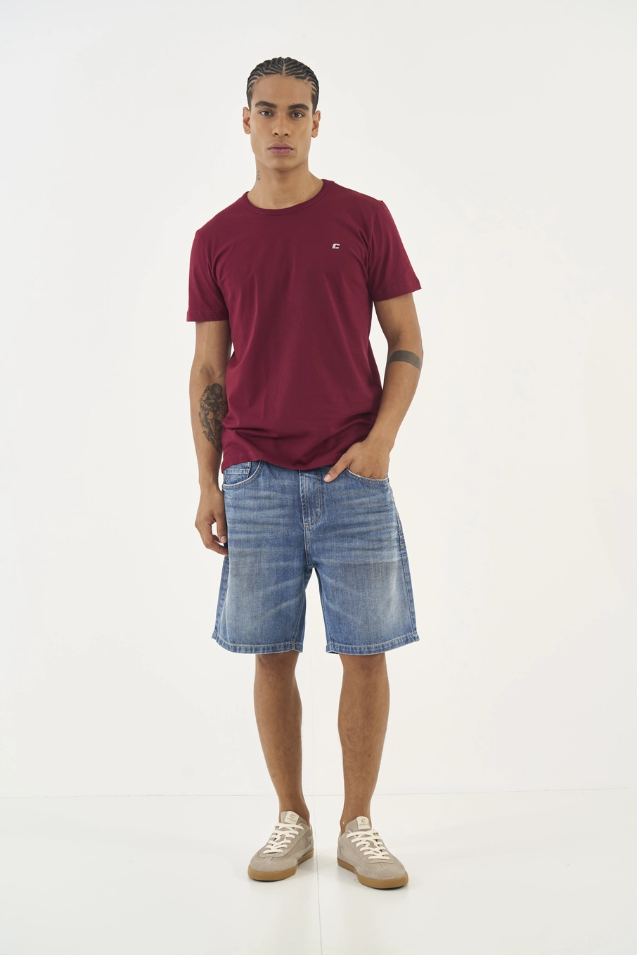 Camiseta Slim Basic Bordô