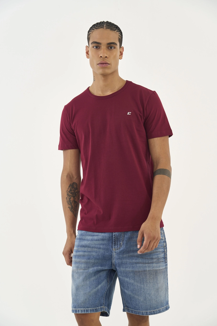 Camiseta Slim Basic Bordô