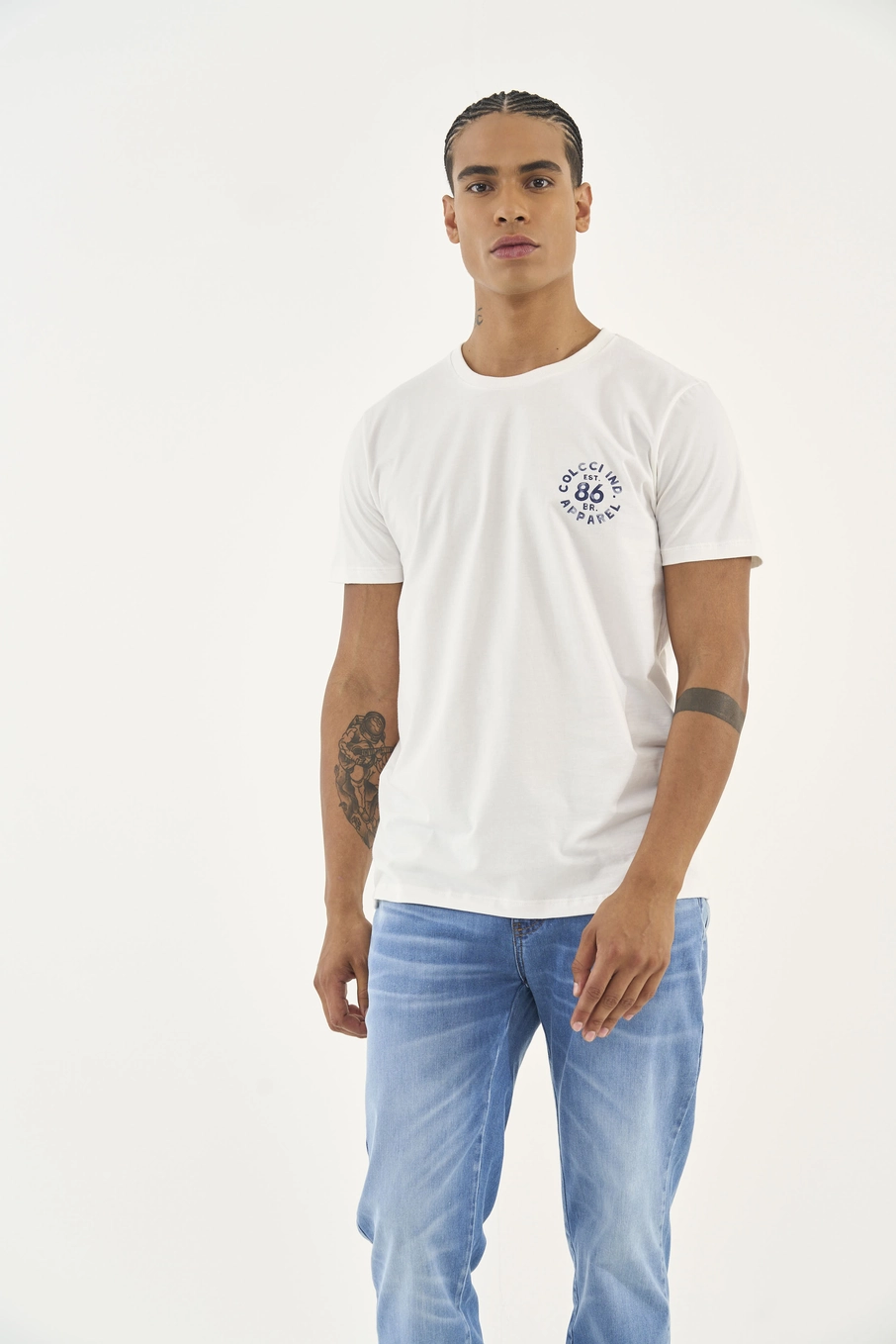 Camiseta Slim Com Detalhe Em Estampa Off Shell