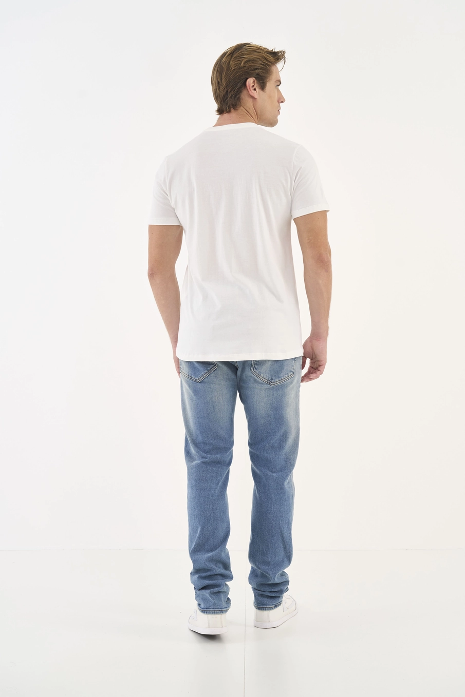 Camiseta Slim Com Detalhe Em Estampa Off Shell
