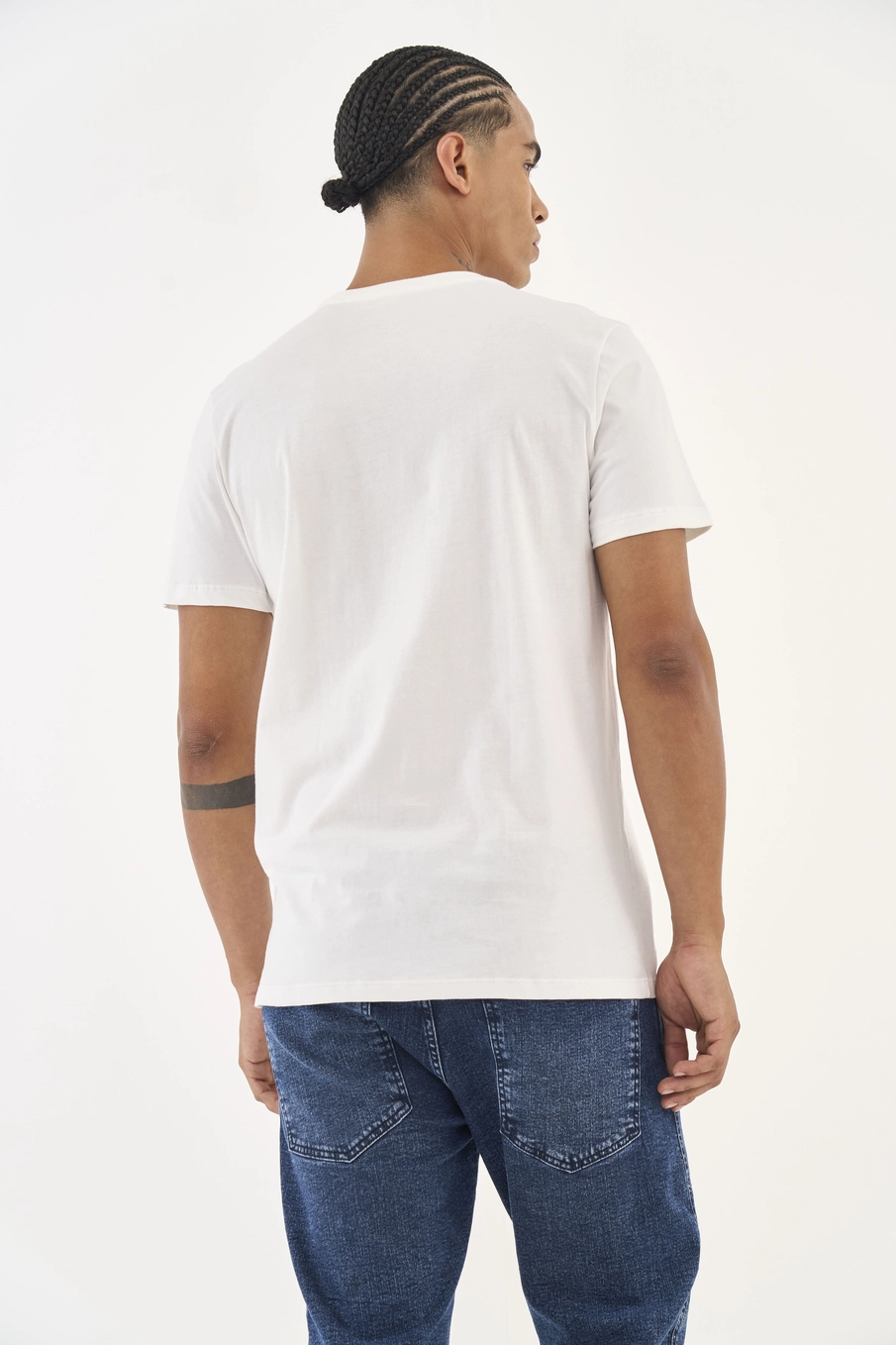 Camiseta Slim Com Estampa Off Shell